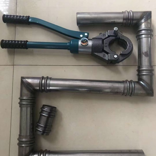 新建冷却管生产
